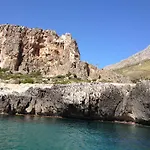 Hellas Makari 3*