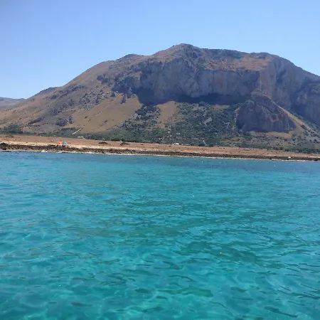 Bed & Breakfast Hellas Makari