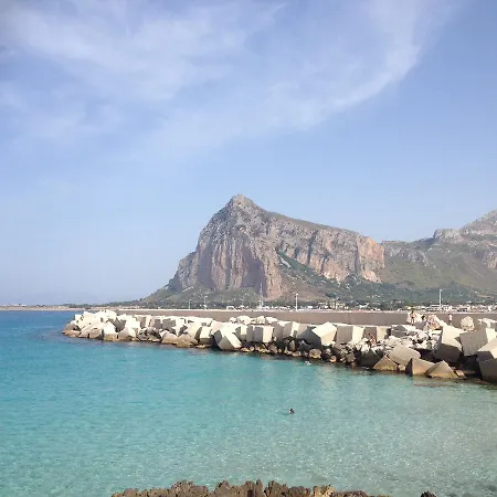 Bed & Breakfast Hellas Makari 3*