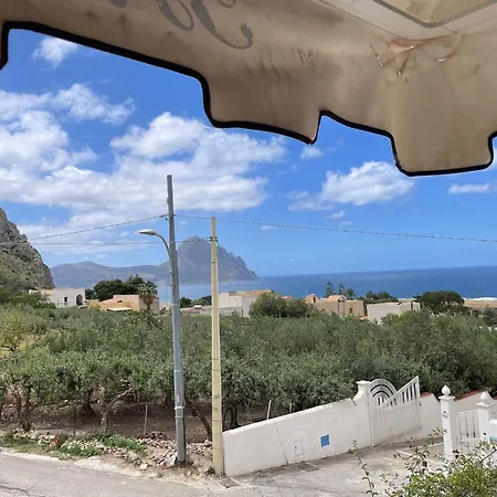 Hellas Makari فندق مبيت وإفطار *