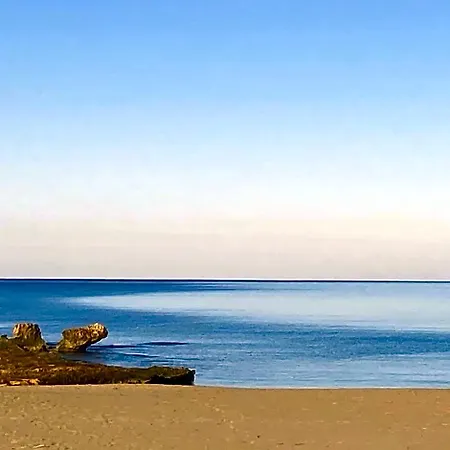 Bed & Breakfast Hellas Makari 3*
